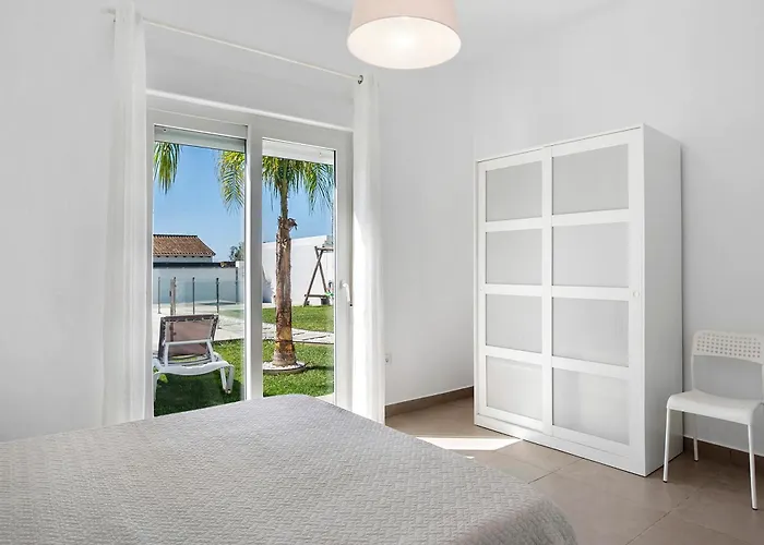 Casa Pepi Solo Familias Kır Evi *