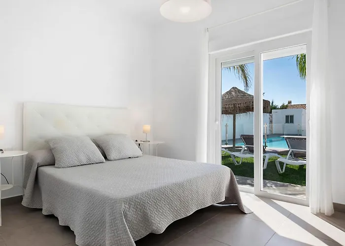 Casa Pepi Solo Familias Kır Evi *